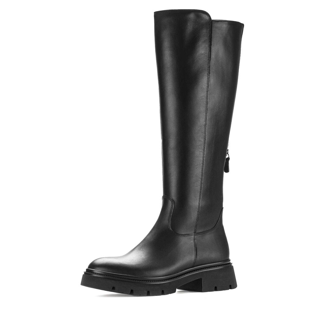 Hosszúszárú csizma