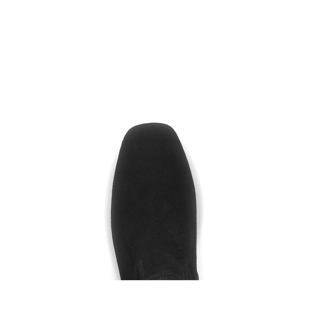 Hosszúszárú csizma